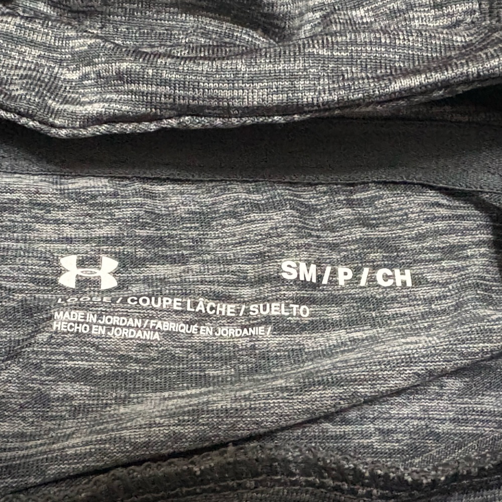 Under Armour Gray Long Sleeve Hooded Lightweight Shirt Ladies Small - Picture 4 of 5
